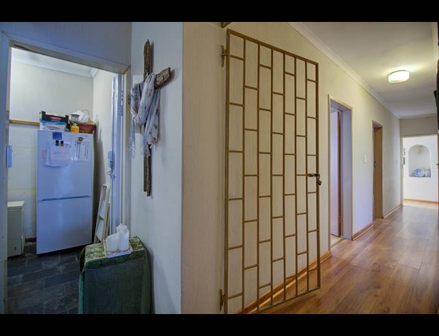 4 BEDROOM HOUSE SOLD IN LYTTELTON MANOR